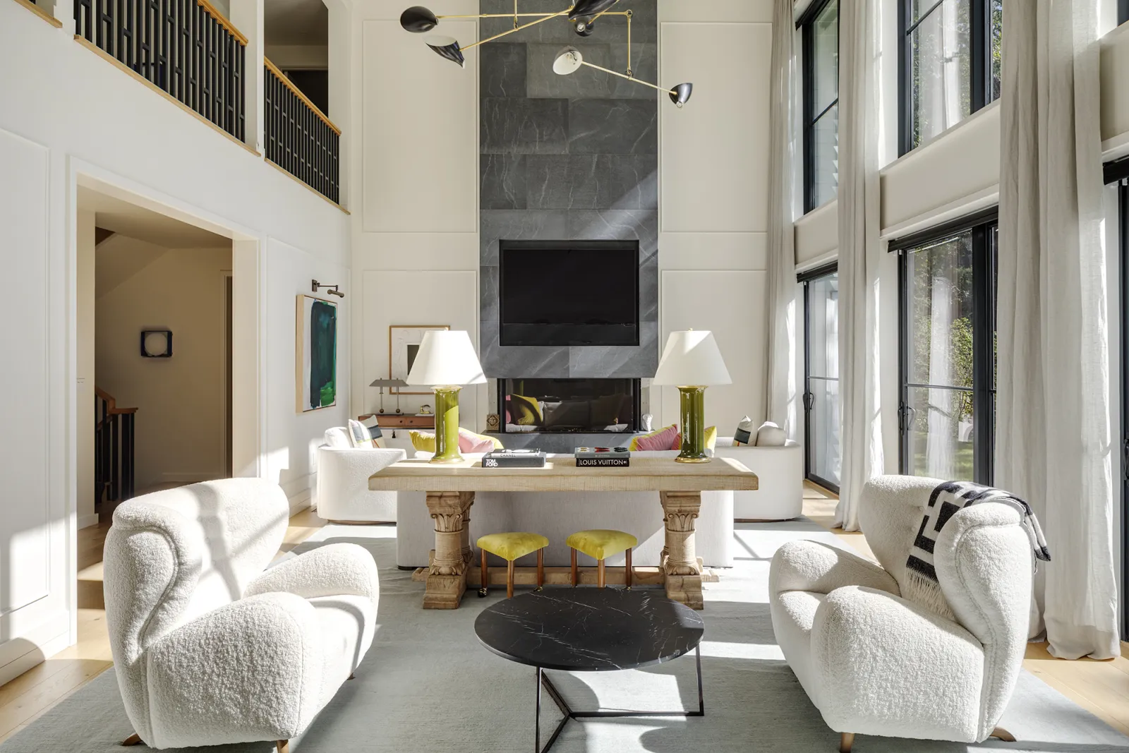 new_custom_house-wellesley-ma-gl-int2.jpg