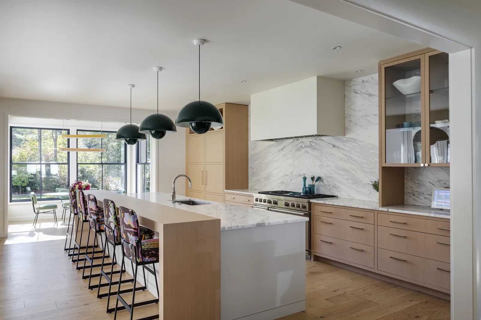 new_custom_house-wellesley-ma-gl-int5.jpg